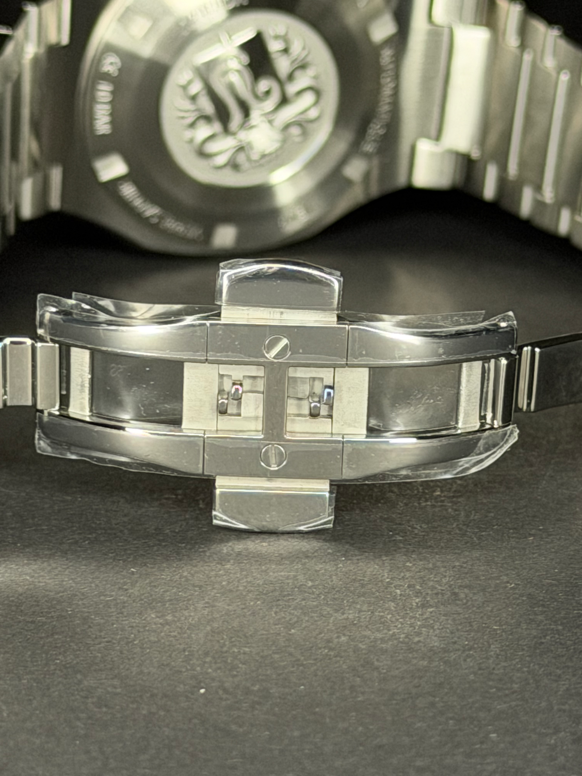 Yema Urban Traveller YWTR25-GMS Automatik 39 mm