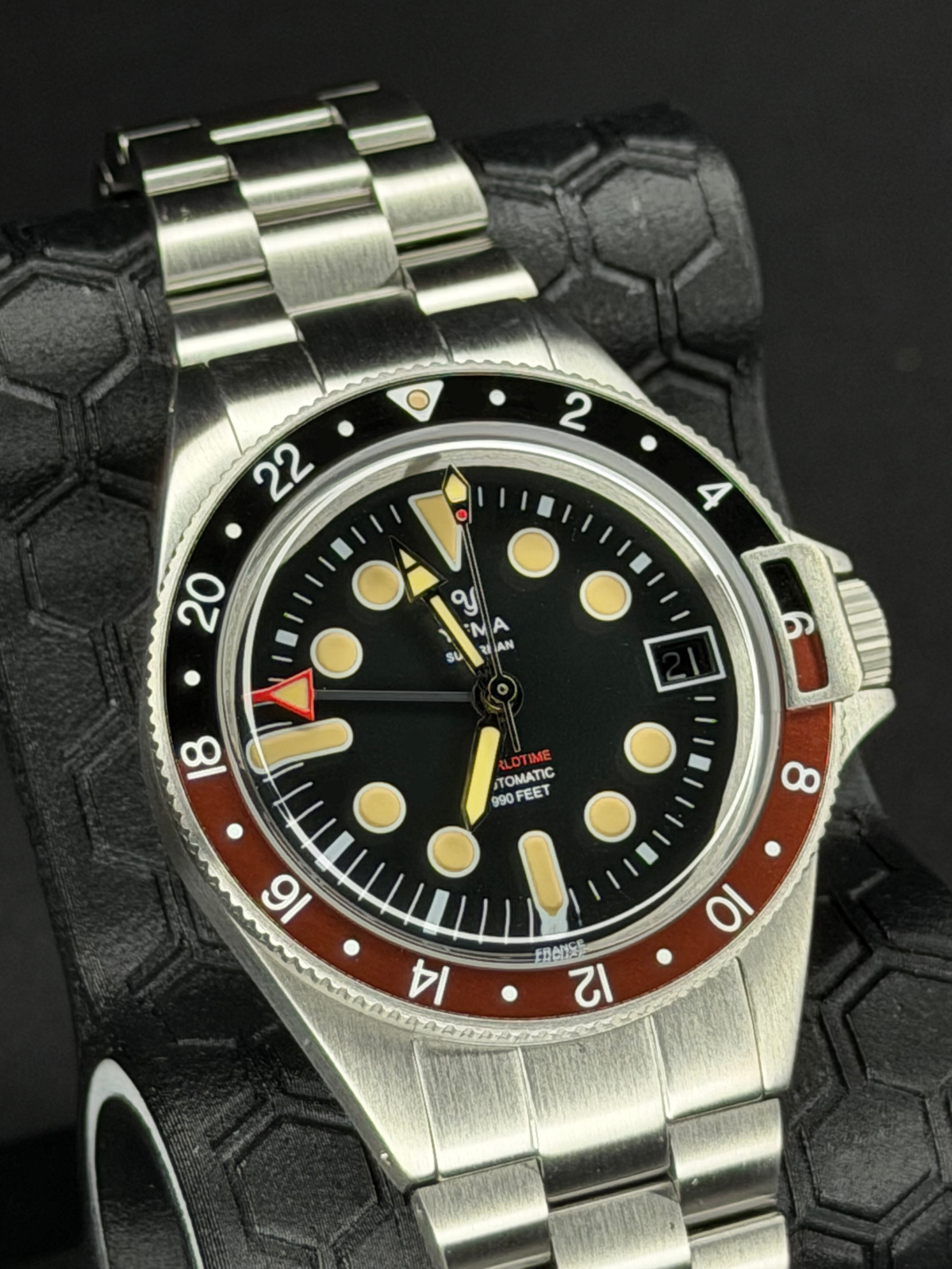 Yema Superman Worldtime GMT Coke 39 mm Ref. YGMT21B39-CMS