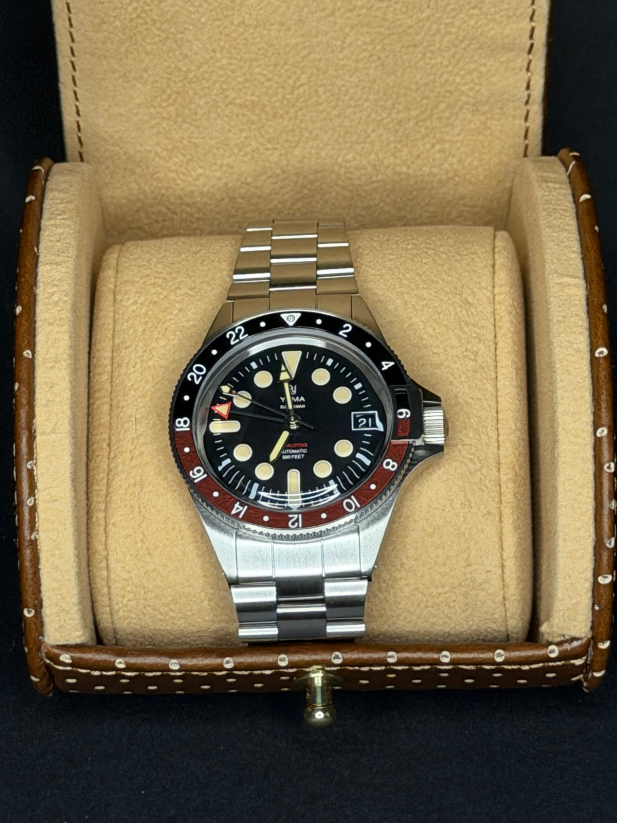 Yema Superman Worldtime GMT Coke 39 mm Ref. YGMT21B39-CMS