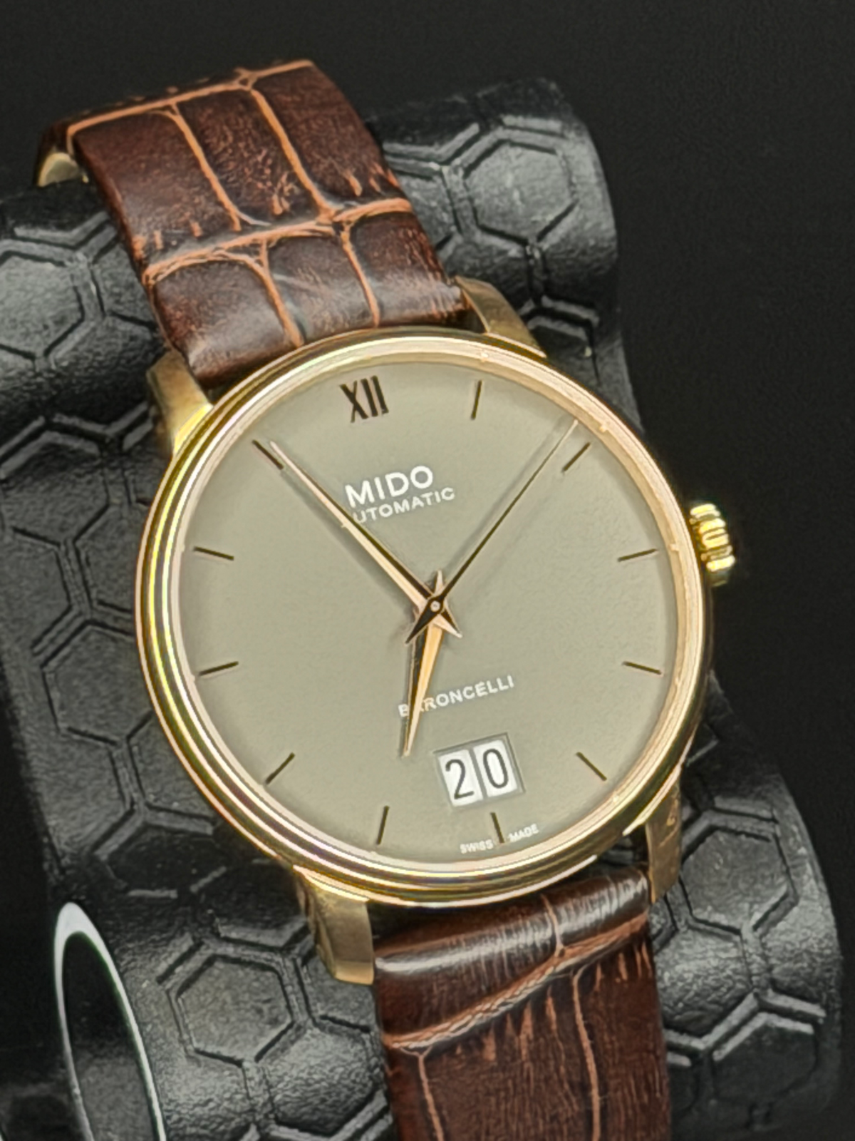 MIDO Baroncelli Big Date Automatic Ref. M027.426.36.088.00