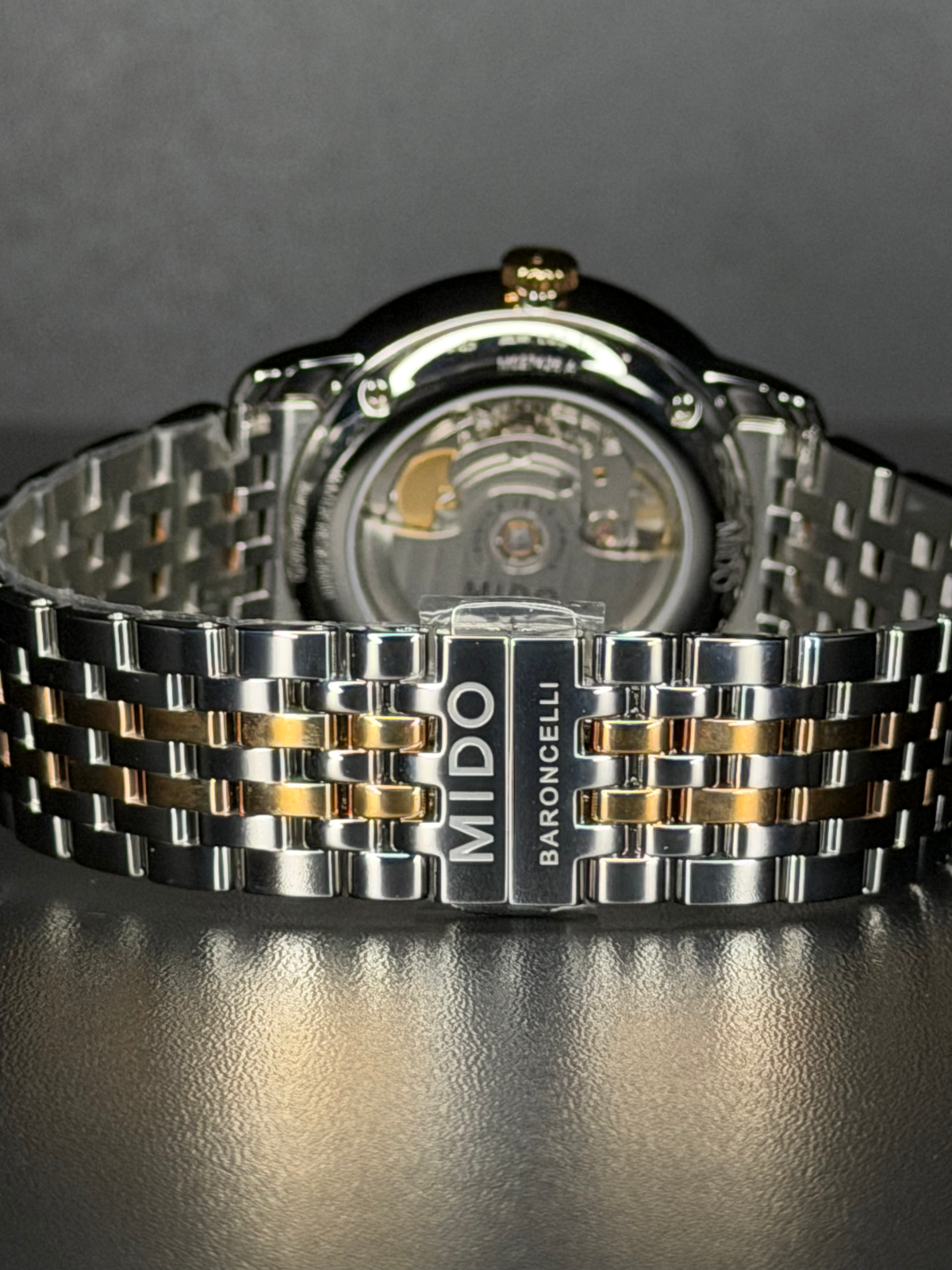 MIDO Baroncelli III Big Date Automatik Ref. M027.426.22.088.00