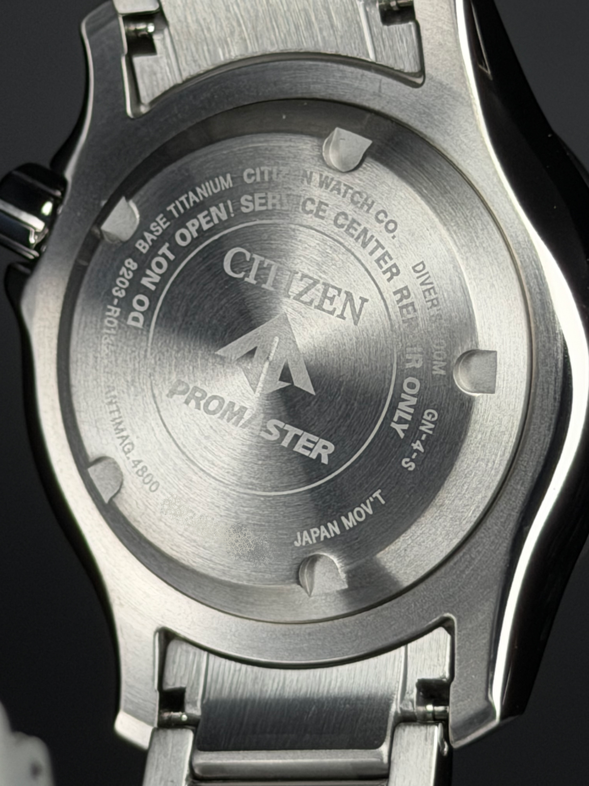 Citizen Promaster Diver Automatik Titan NY0100-50X (grünes Zifferblatt, grüne Lünette)