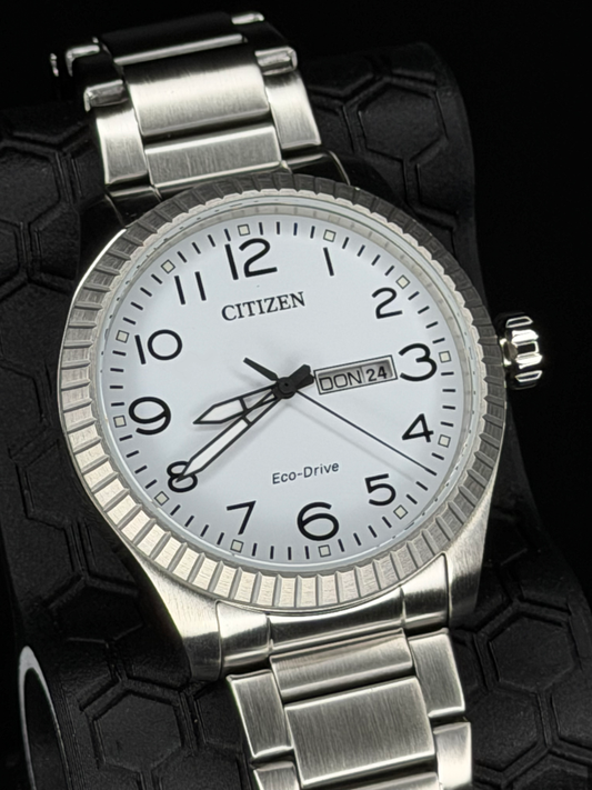 Citizen Eco-Drive Classic Day/Date BM8530-89AE